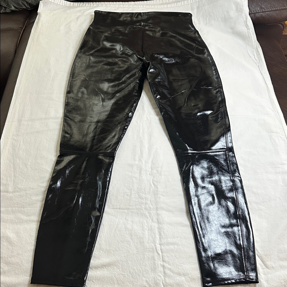 Spanx Faux Patent Leather Leggings Size L - Picture 7 of 12